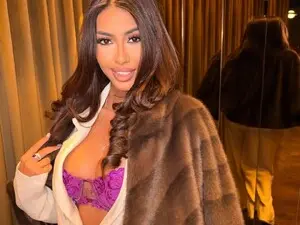 Myfreecams Adult Video Chat of MarisaMuse