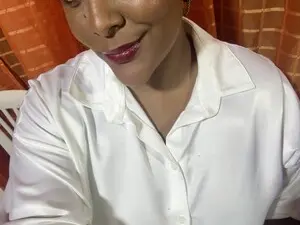 Myfreecams Nude Webcam of Dianabrownn
