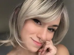 Myfreecams Private Sex Chat of Reige