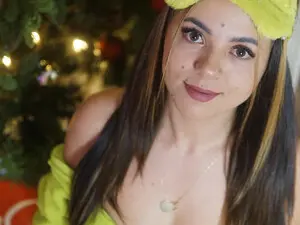 Myfreecams Free Porn Cam of RenesmeSweet