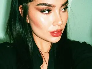 Myfreecams Adult Video Chat of AlmaBlaze
