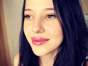 Myfreecams Sex Cam of Sannyflower