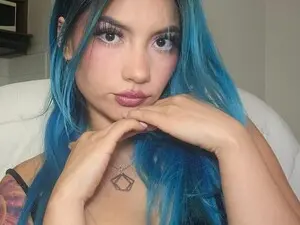 Myfreecams Sex Cam of Roxanna_H