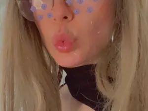Myfreecams Adult Video Chat of MammaMariaaaa