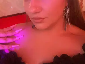 Myfreecams Adult Webcams of SophieLuxe