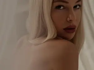 Myfreecams Nude Webcam of CarolinaHerer
