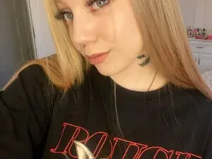 Myfreecams Nude Webcam of RebeccaHottie