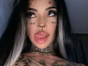 Myfreecams Watch Live Sex Cams of CreamyInkk