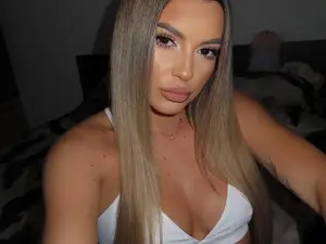 Myfreecams Live Sex of Miaastarr