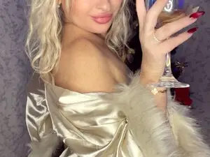 Myfreecams Free Porn Cam of BellaBelll