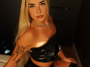 Myfreecams Nude Webcam of KristySmile23