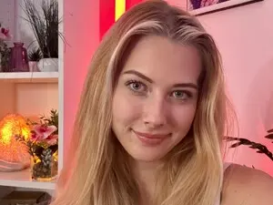 Myfreecams Sex Cam of EmilySwan