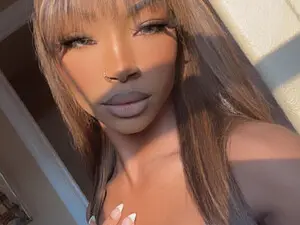 Myfreecams Free Porn Cam of Niviawolfe