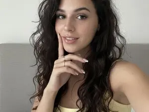 Myfreecams Free Live Porn of ValessiaMoon