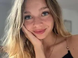 Myfreecams Sex Chat of Yukiia