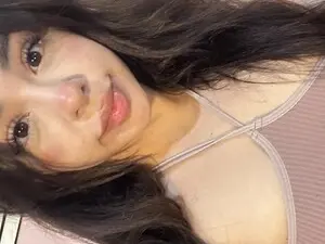 Myfreecams Nude Webcam of Arianababyxo