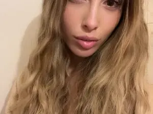Myfreecams Watch Live Sex Cams of Deidi_sweet