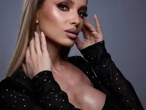Myfreecams Watch Live Sex Cams of Anneexx
