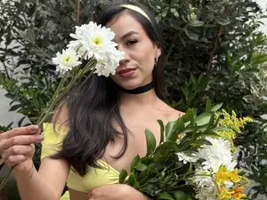 Myfreecams Watch Live Sex Cams of Emigomez_