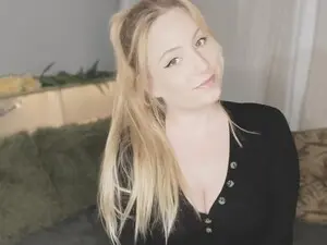 Myfreecams Live Sex Cam of Gardengirl69