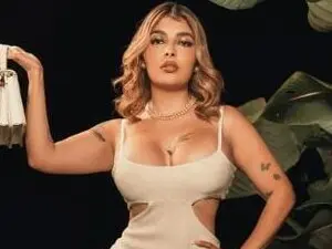 Myfreecams Live Sex of LisaMonroe1
