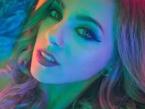 Myfreecams Best Webcam of AstridLuxe