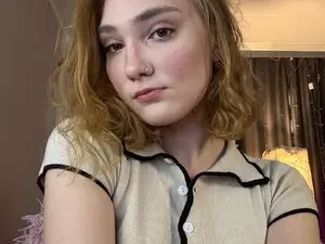 Myfreecams Live Porn of HotRedPipper
