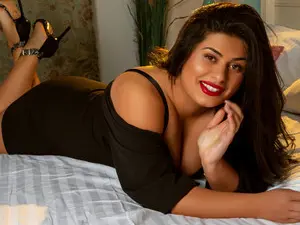 Myfreecams Free Porn Cam of HeidiCutie