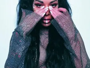 Myfreecams Live Sex Cam of MiaCutie4u