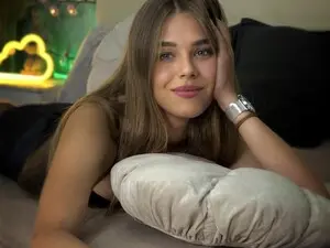 Myfreecams Watch Live Sex Cams of MelissaCrayzy