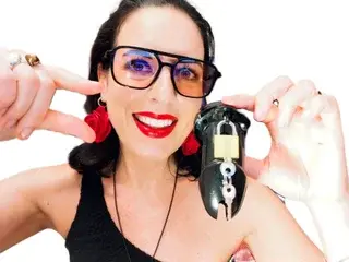 Streamate Live Sex Cam of MistressBlackMoonLilith
