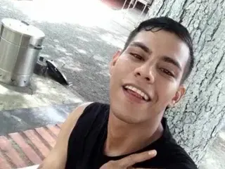 Streamate Free Live Porn of KealRiya