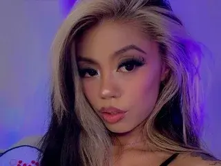 Streamate Free Porn Cam of SilkyDanes