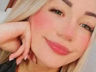 Streamate Free Porn Cam of Sara019