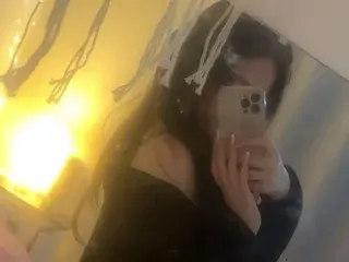 Streamate Adult Webcam of Cherryrosealiee