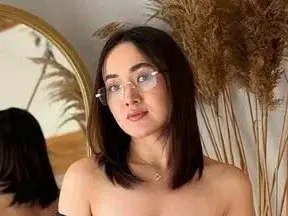 Streamate Nude Webcam of ToraMika