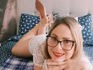 Streamate Free Porn Cam of JaneeTurner
