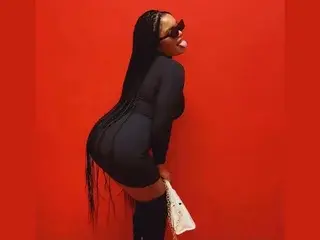 Streamate Live Porn of Antonette22