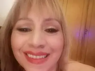 Streamate Sex Cam of KLOEpiel