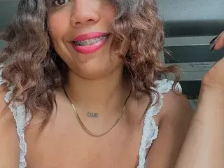 Streamate Sex Cam of BustyGlow121