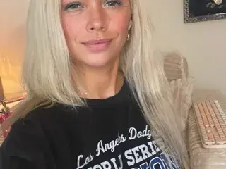 Streamate Live Sex Cam of SophiaSinclaireX