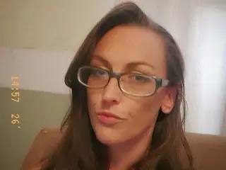 Streamate Best live sex cam show of VivianLayne