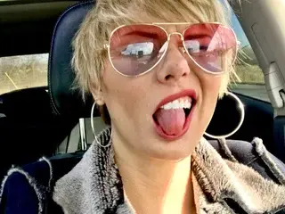 Streamate Live Sex Cam of NikitaFemm