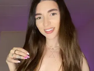 Streamate Nude Webcam of LunaVixxxen