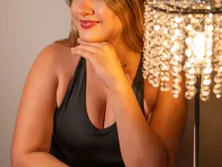 Streamate Live Sex Cam of Liahfontaine