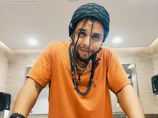 Streamate Best live sex cam show of BigKingKobra