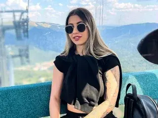 Streamate Best live sex cam show of RoseDiamond18