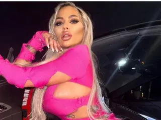 Streamate Nude Webcam of BlancheLuxee