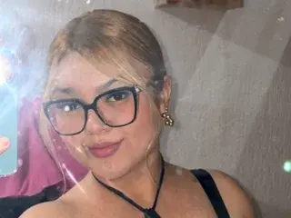 Streamate Watch Live Sex Cams of Angel_Petitee