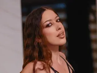 Streamate Live Porn of AlaraMyst